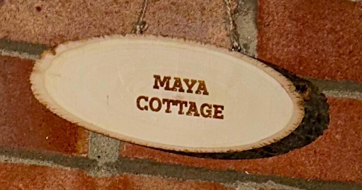Maya Cottage - Central Location With Private Parking CBG Dış mekan fotoğraf